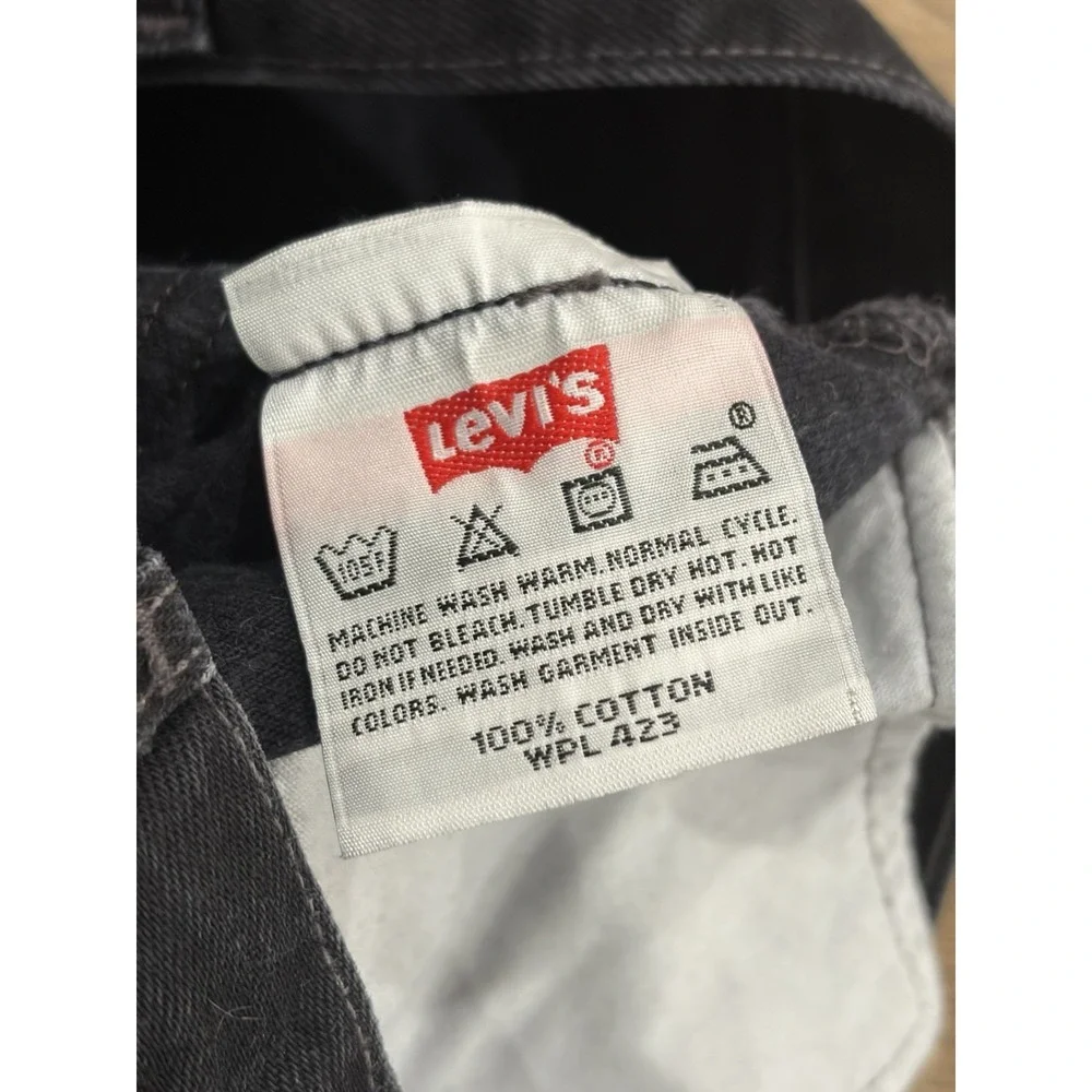 Vintage Levi's 501‎ Jeans 32x30 Black Denim Straight Fit Button Fly